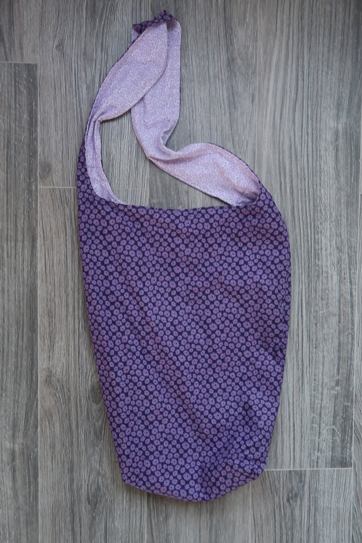 Yoga mat bag cotton fabric Purple flower patterned with a strap, interior lining lighter purple floral pattern
