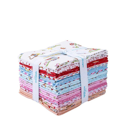 This Fat Quarter precut bundle includes 21 pieces from the Love Notes collection by Lindsay Wilkes of the Cottage Mama for Riley Blake Designs. 18"x22"
100% cotton