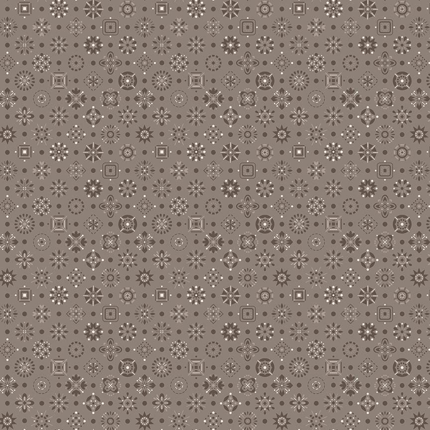Pattern Handmade Rustic from the Farmer’s Daughter collection, designed by Lori Holt of Bee in My Bonnet for Riley Blake Designs, is a nostalgic and charming celebration of rural farm life. Inspired by Lori Holt’s family heritage, this 100% premium cotton collection evokes memories of simple times with a vibrant, vintage-inspired aesthetic.